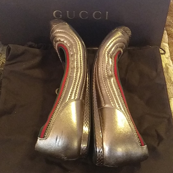 Pre-Owned Gucci Metallic Flat Sandles - Picture 10 of 16